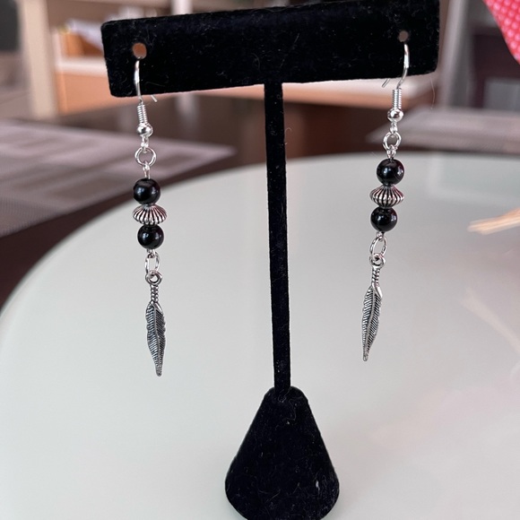 🖤Handmade Earrings 🖤 - Picture 3 of 8